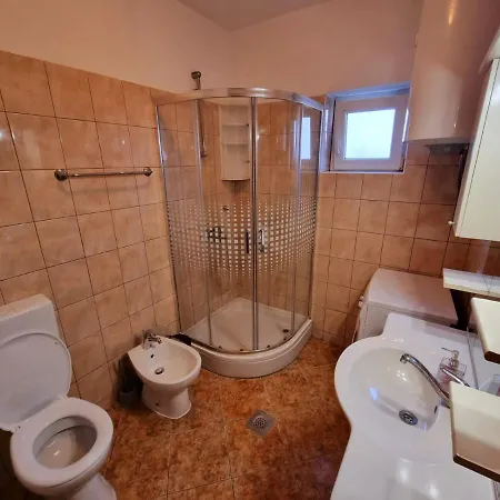 Apartman Lucija *