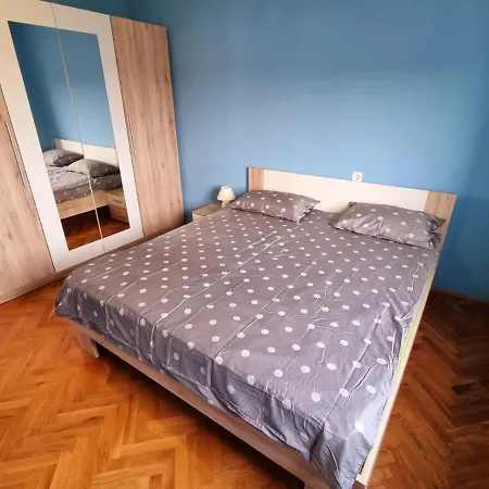 Apartman Lucija * Podgradina (Posedarje)